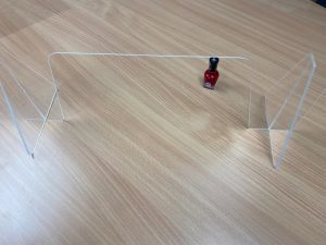 NAIL TECH ISOLATION SCREEN